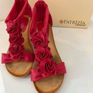 BEAUTIFUL Women's Red Sandals 🌹